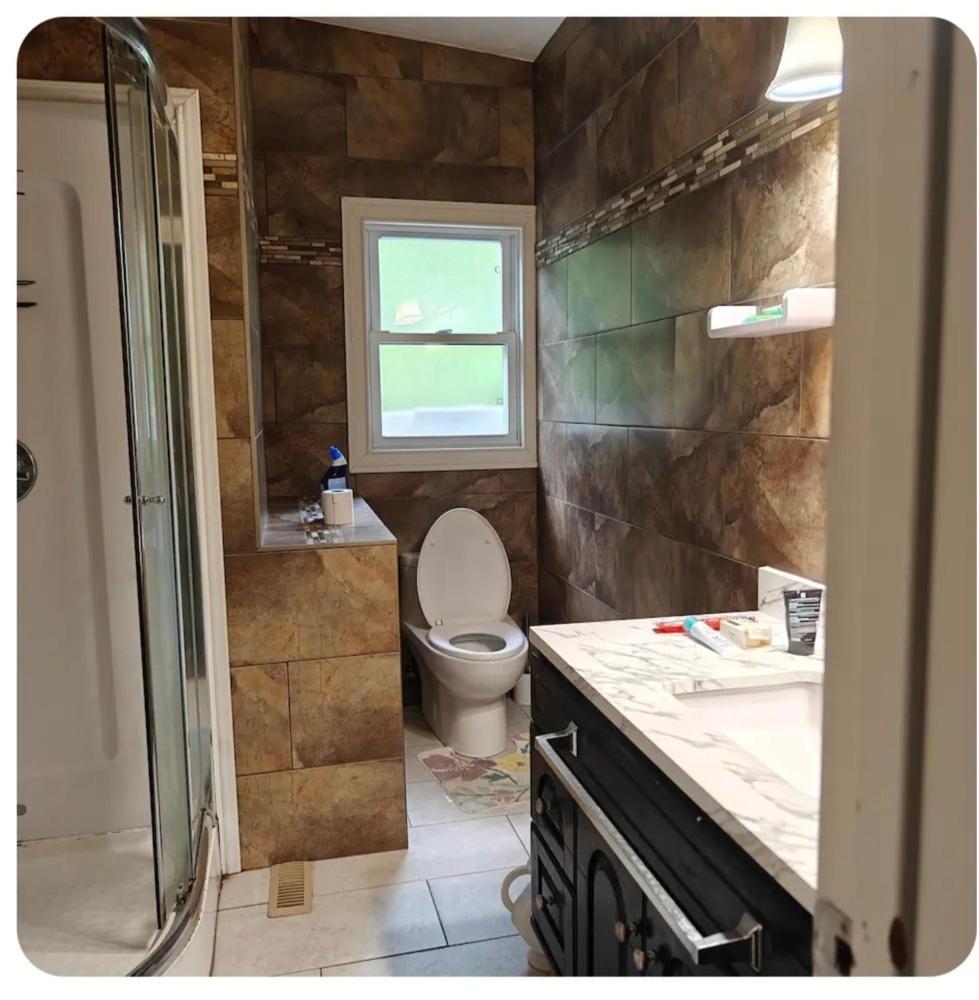 Lina'S Place Saint Catharines Екстер'єр фото